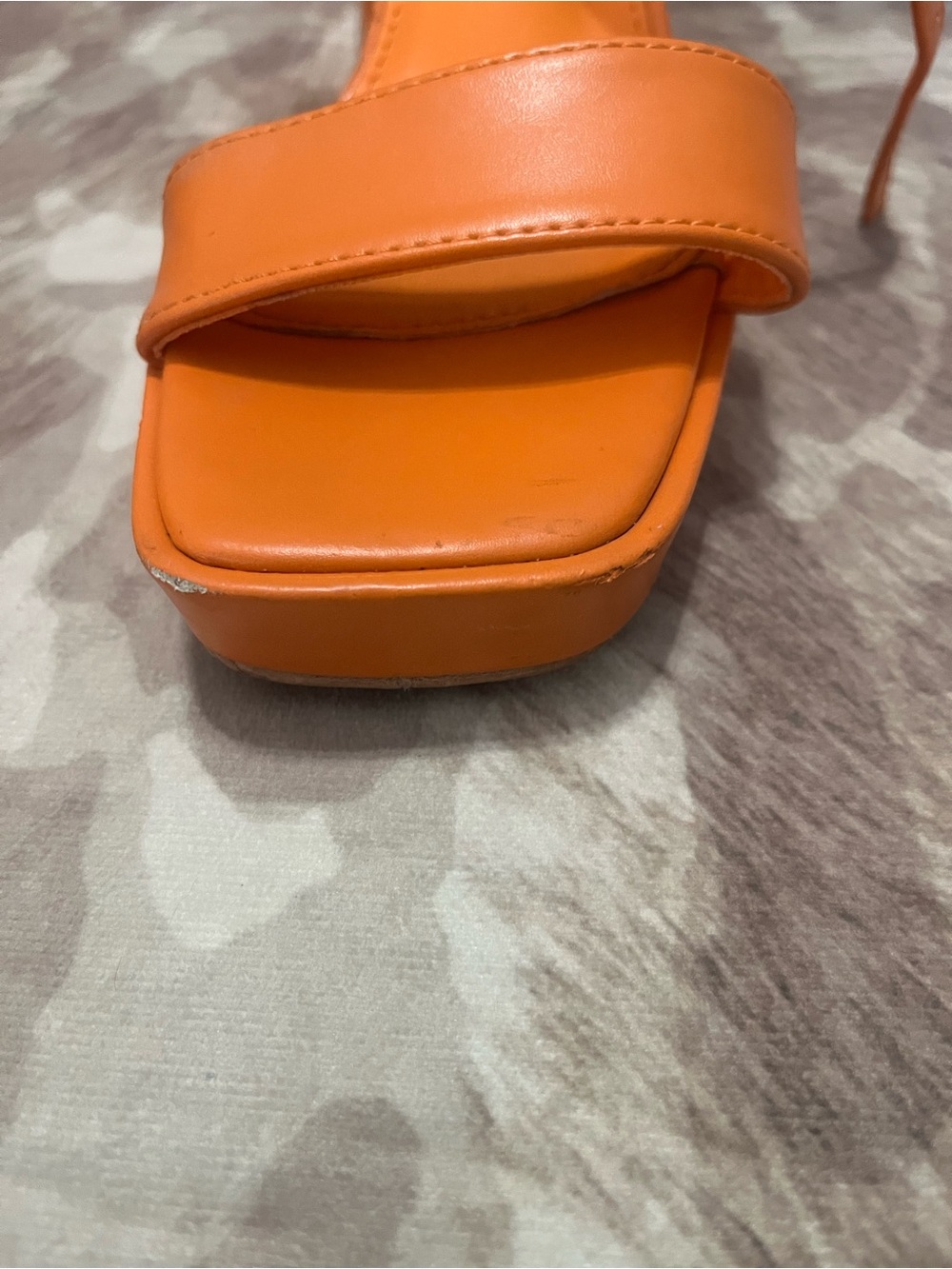 Platform heels - Picture 4 of 7